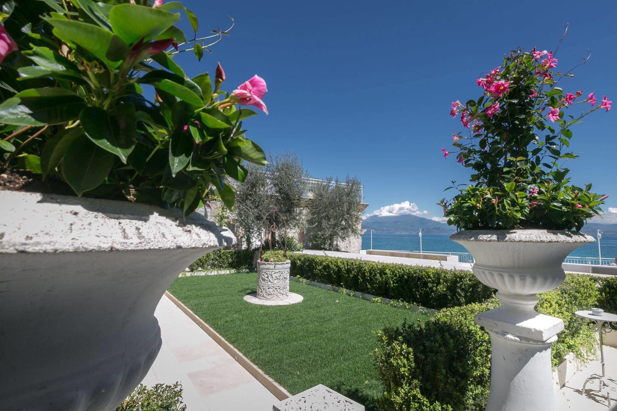 Relais La Speranzina Hotel Сирмионе Екстериор снимка