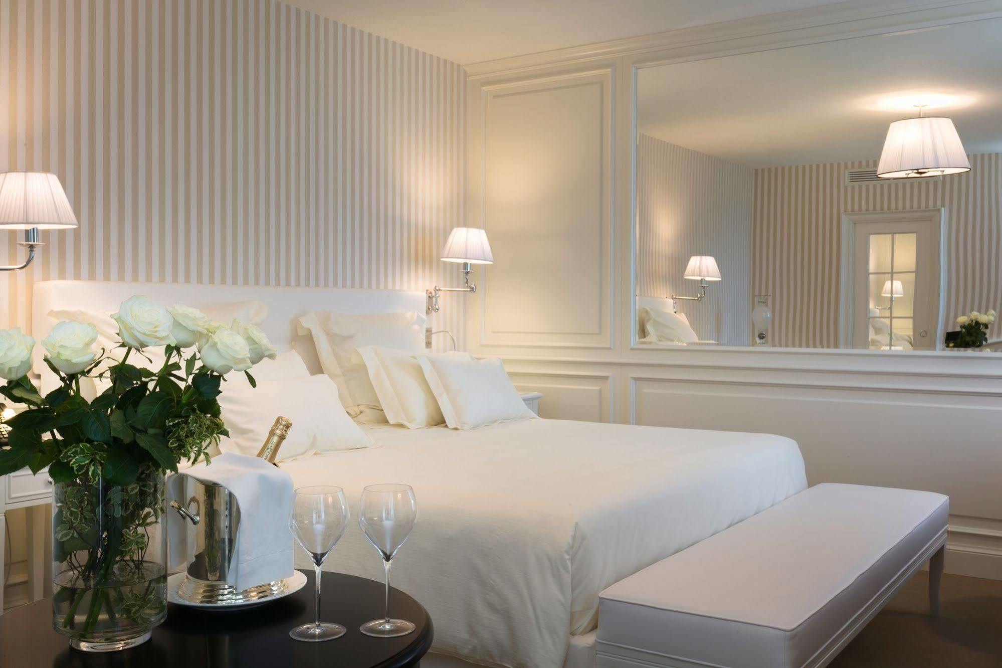 Relais La Speranzina Hotel Сирмионе Екстериор снимка